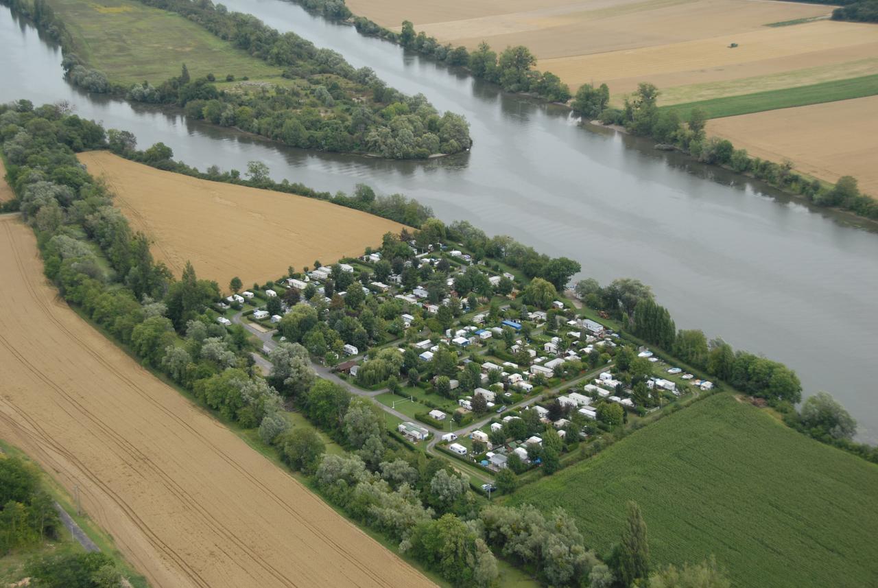 Camping Loisirs Des Groux Mousseaux-sur-Seine 외부 사진