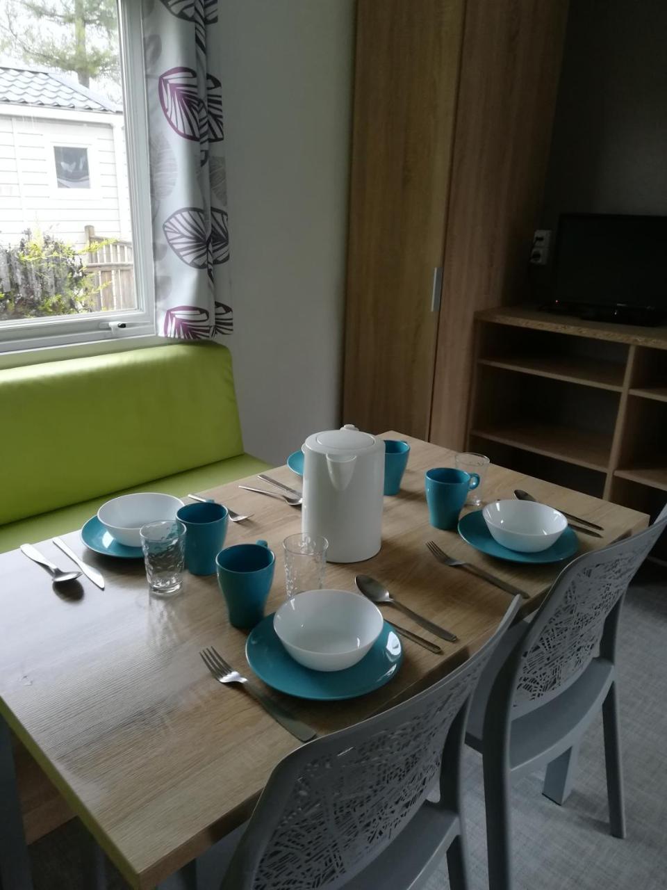 Camping Loisirs Des Groux Mousseaux-sur-Seine 외부 사진
